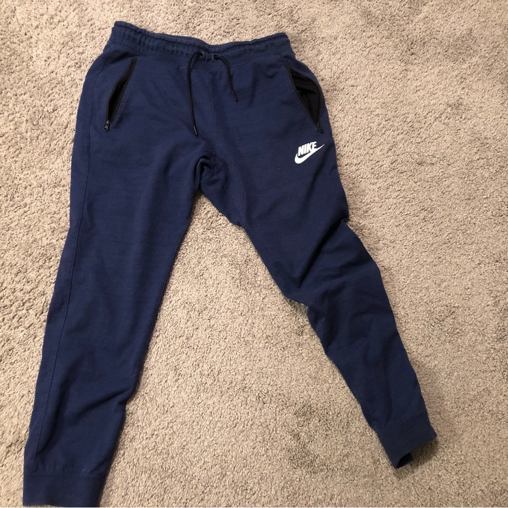 Nike joggers
